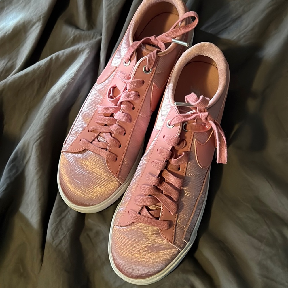 Pink Nike Shoes Size 9